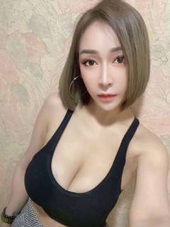 みいな