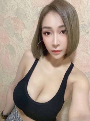 みいな